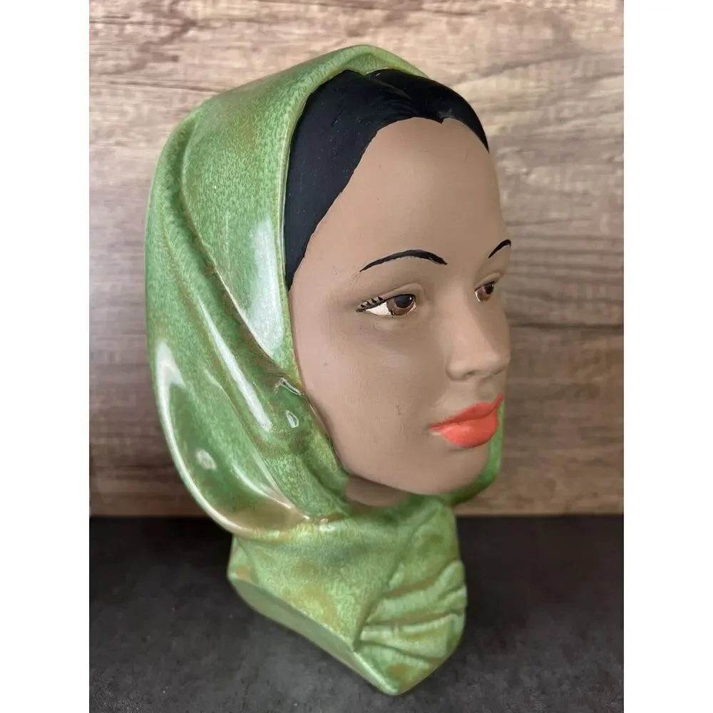 Head beautiful bust